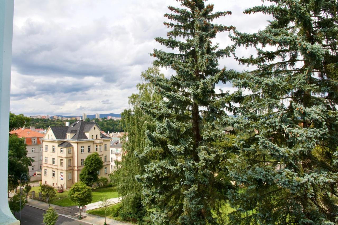 Ubytovani 1204 Na Ulici Krale Jiriho Apartment Карлови Вари Екстериор снимка